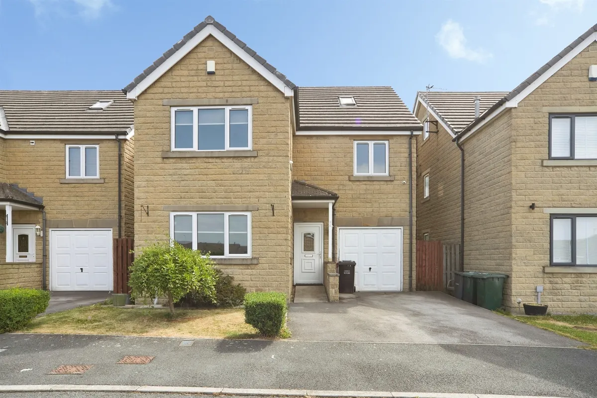 Oakdale Grove, Shipley