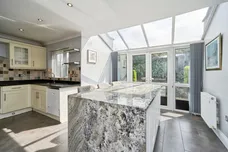 Oakdale Grove, Shipley