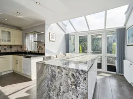 Oakdale Grove, Shipley thumb 3