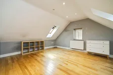 Oakdale Grove, Shipley