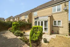 Oakdale Grove, Shipley