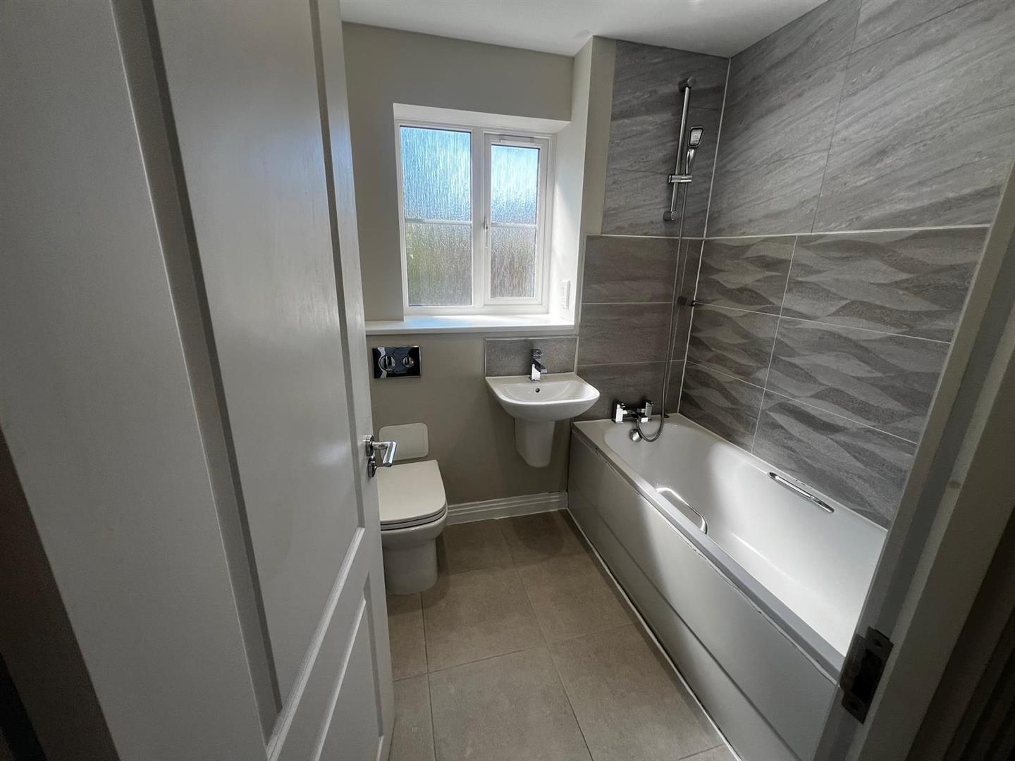 Sackville Road, Luton LU1 5FQ Image 6