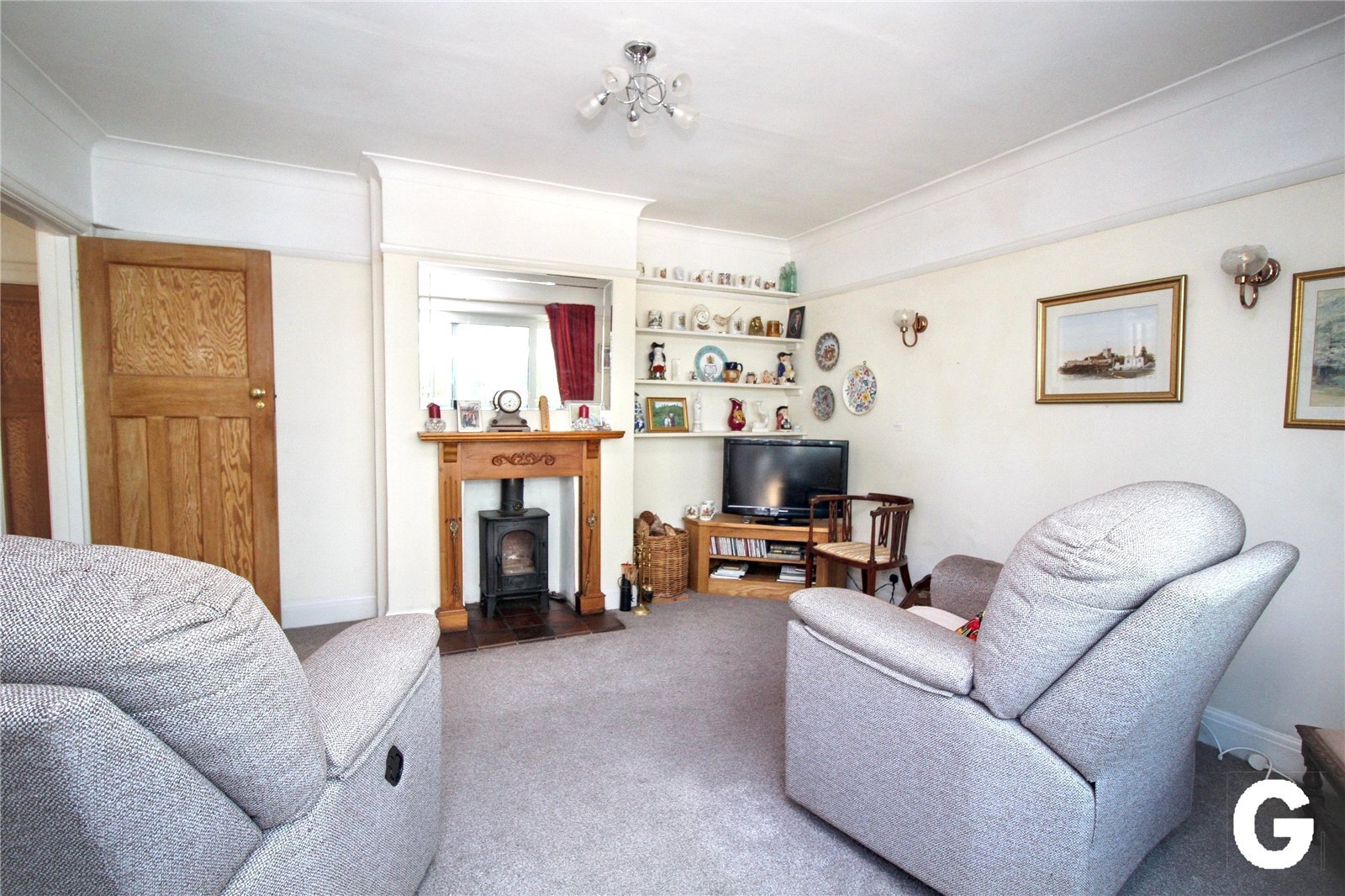 Fairlie Park, Ringwood, Hampshire, BH24 Image 6