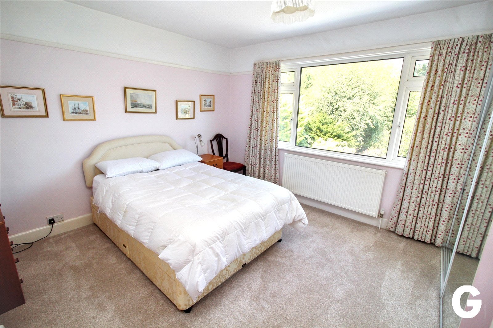 Fairlie Park, Ringwood, Hampshire, BH24 Image 9