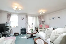 Cherry Hills, Watford