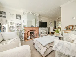 Orchard Close, Great Oakley, Harwich thumb 3