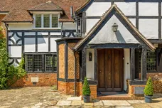 Upper Hale Road, Farnham, GU9 photo 2