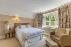 Upper Hale Road, Farnham, GU9 photo 21