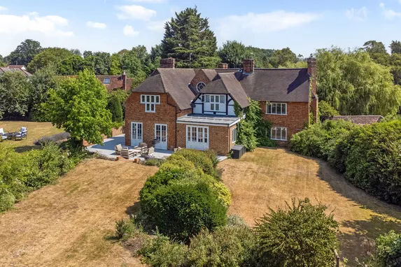 Upper Hale Road, Farnham, GU9