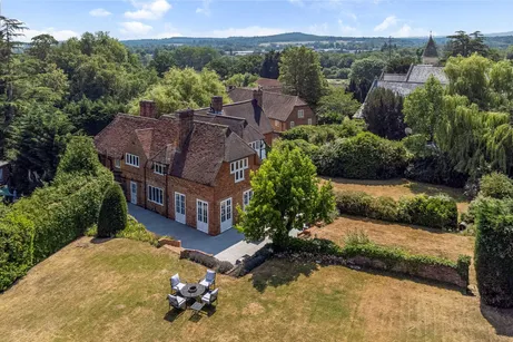 Upper Hale Road, Farnham, GU9