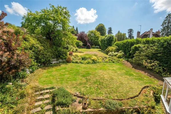 Ladyegate Road, Dorking, RH5 photo 4