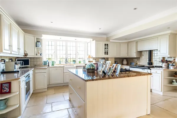 Ladyegate Road, Dorking, RH5 photo 6