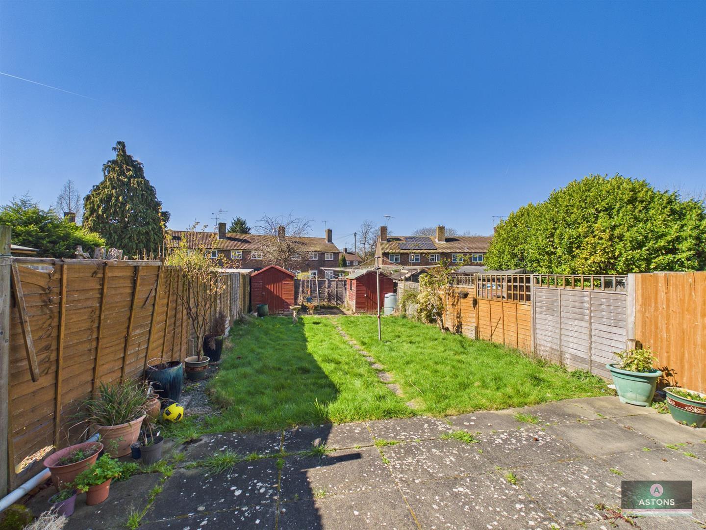 Pound Hill Image 10