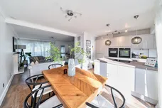 Godstone Road Caterham CR3 photo 2