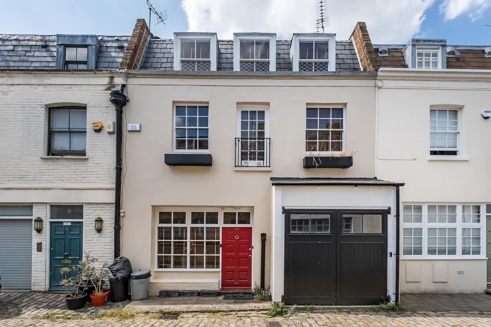 Eccleston Square Mews London SW1V photo 2