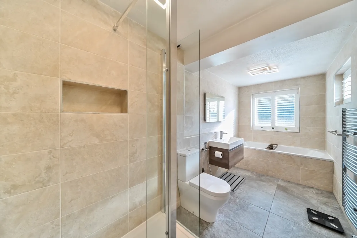Godstone Road Caterham CR3 photo 8