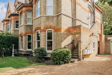 Surbiton Hill Park Surbiton KT5 photo 8