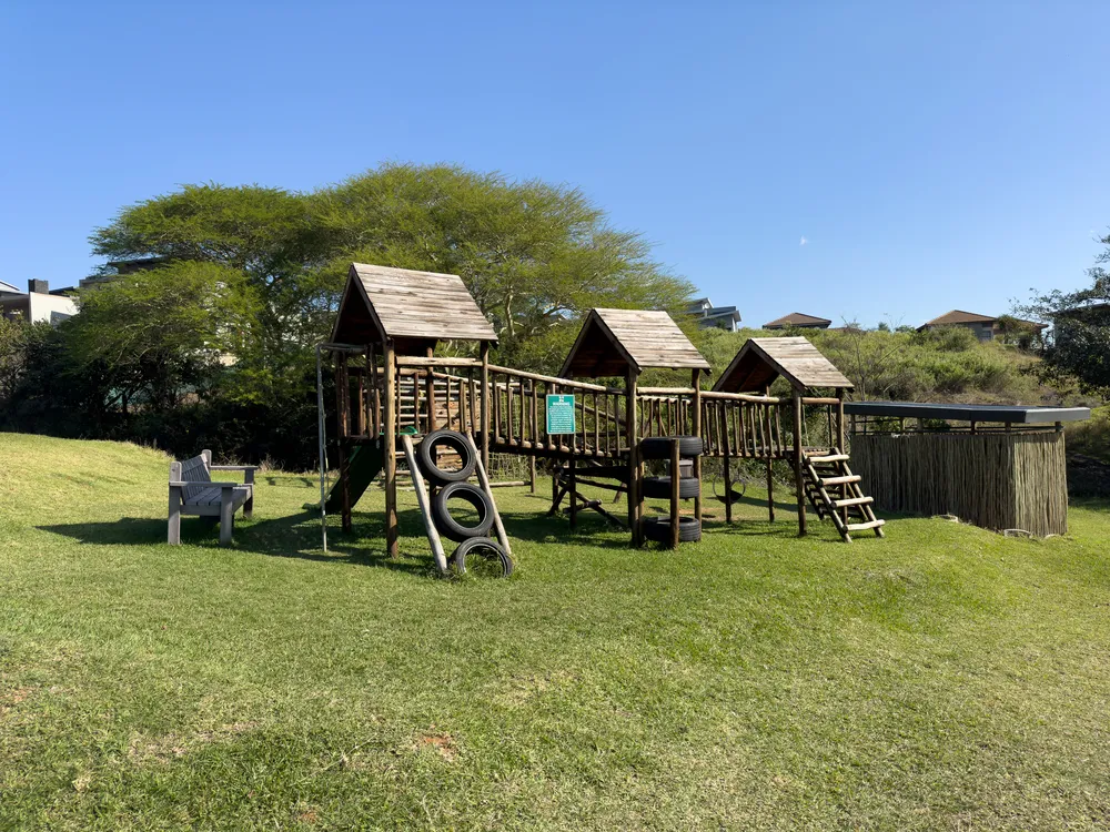 South Africa, KwaZulu Natal, Palm Lakes Estate, LAKE TURQUOISE CRESCENT, 17