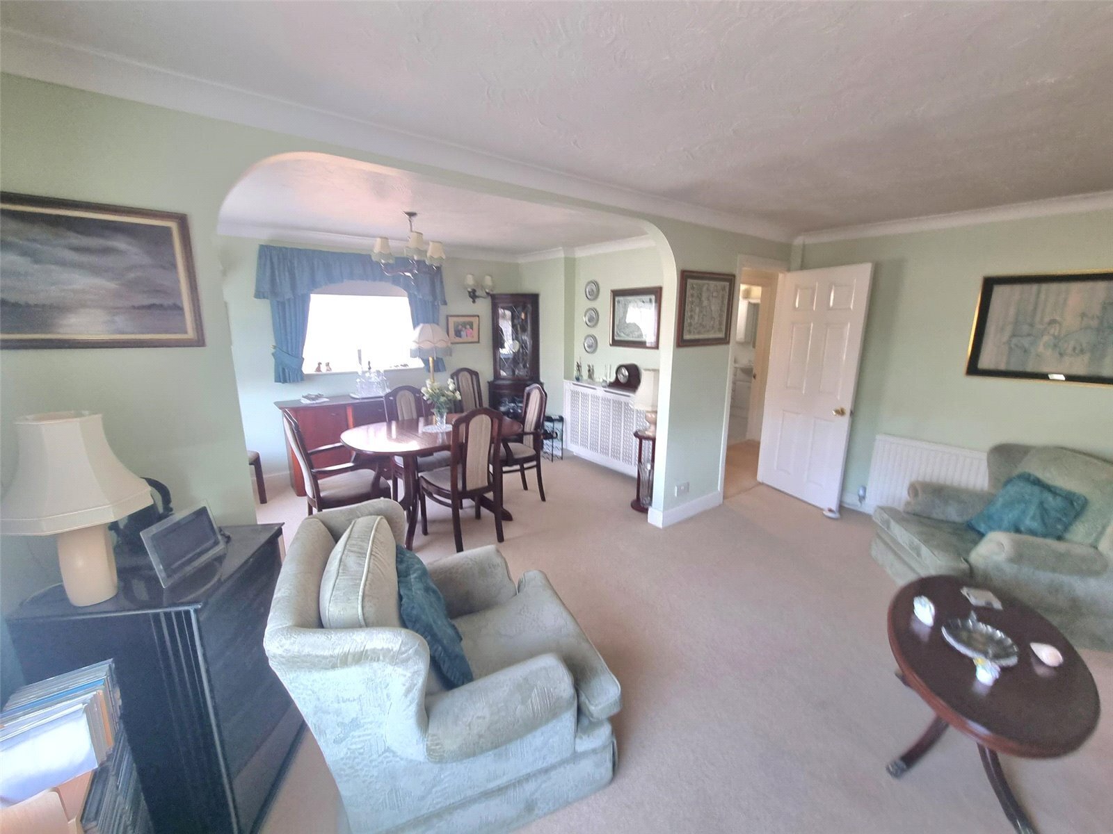 Exmouth Drive, Rayleigh, Essex, SS6 Image 4