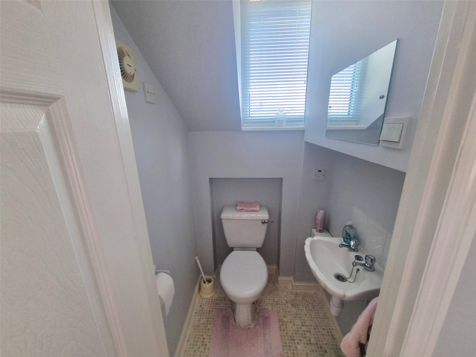 Exmouth Drive, Rayleigh, Essex, SS6 Image 13