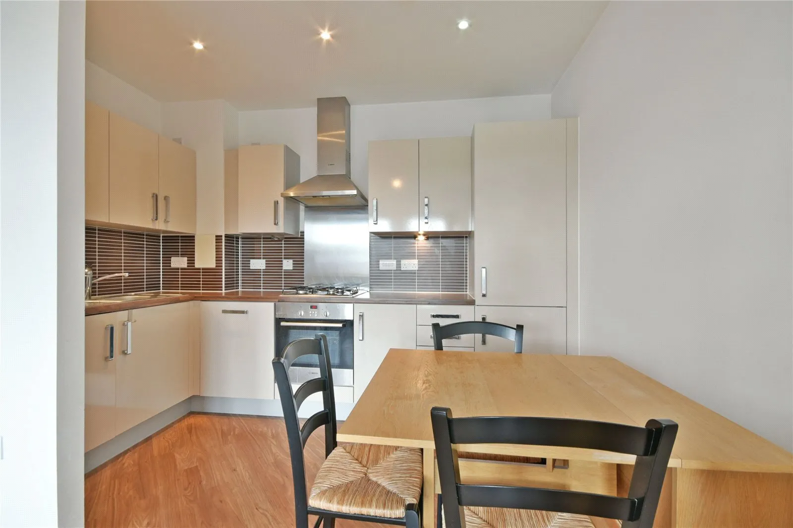 Glengall Road, Kilburn, London, NW6
