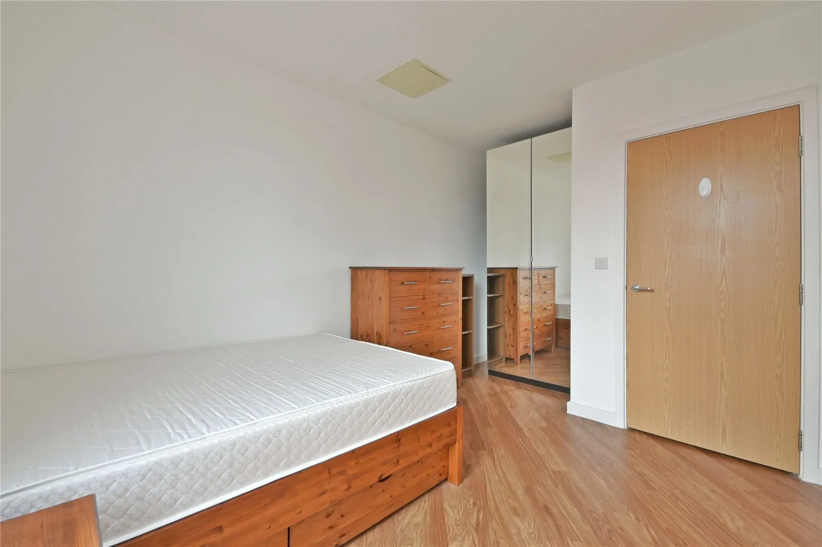 Glengall Road, Kilburn, London, NW6