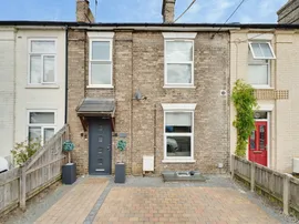 Lime Tree Place, STOWMARKET photo