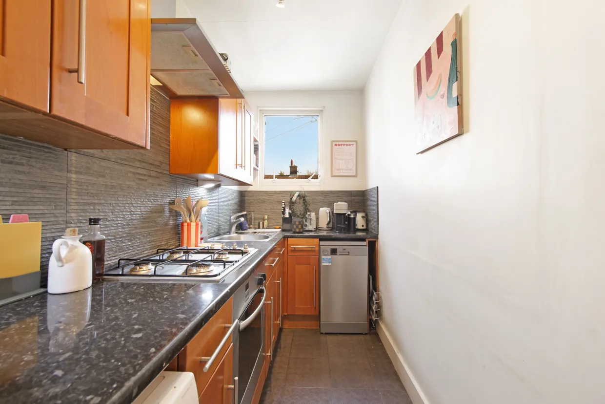 Edgeley Road, London, SW4 photo 5