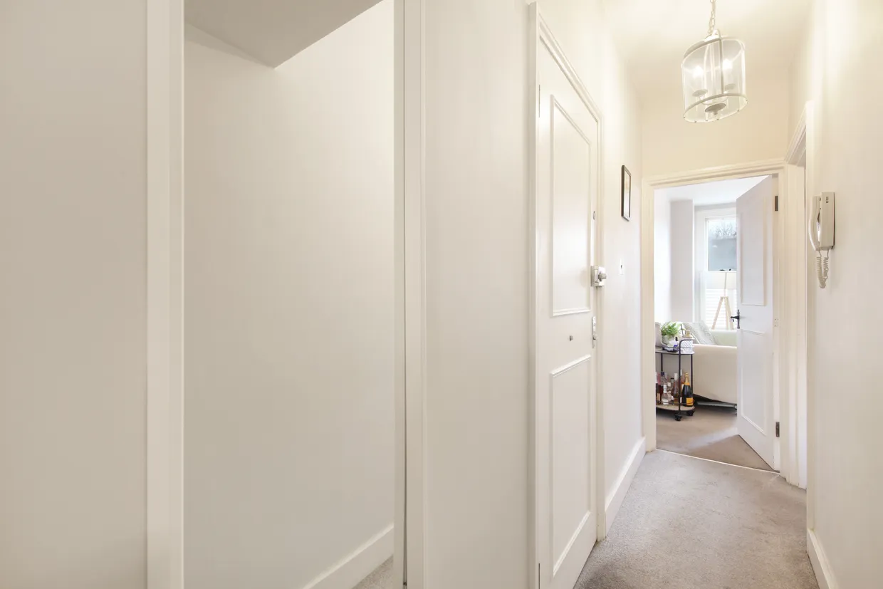 Edgeley Road, London, SW4 photo 9