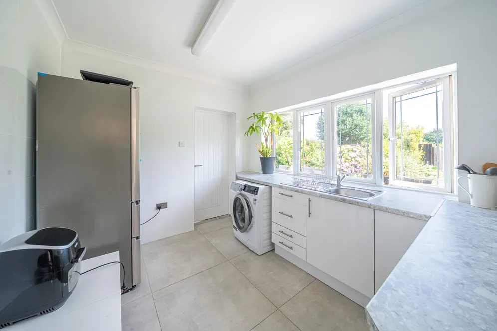 Great Amwell, Ware, SG12 photo 6