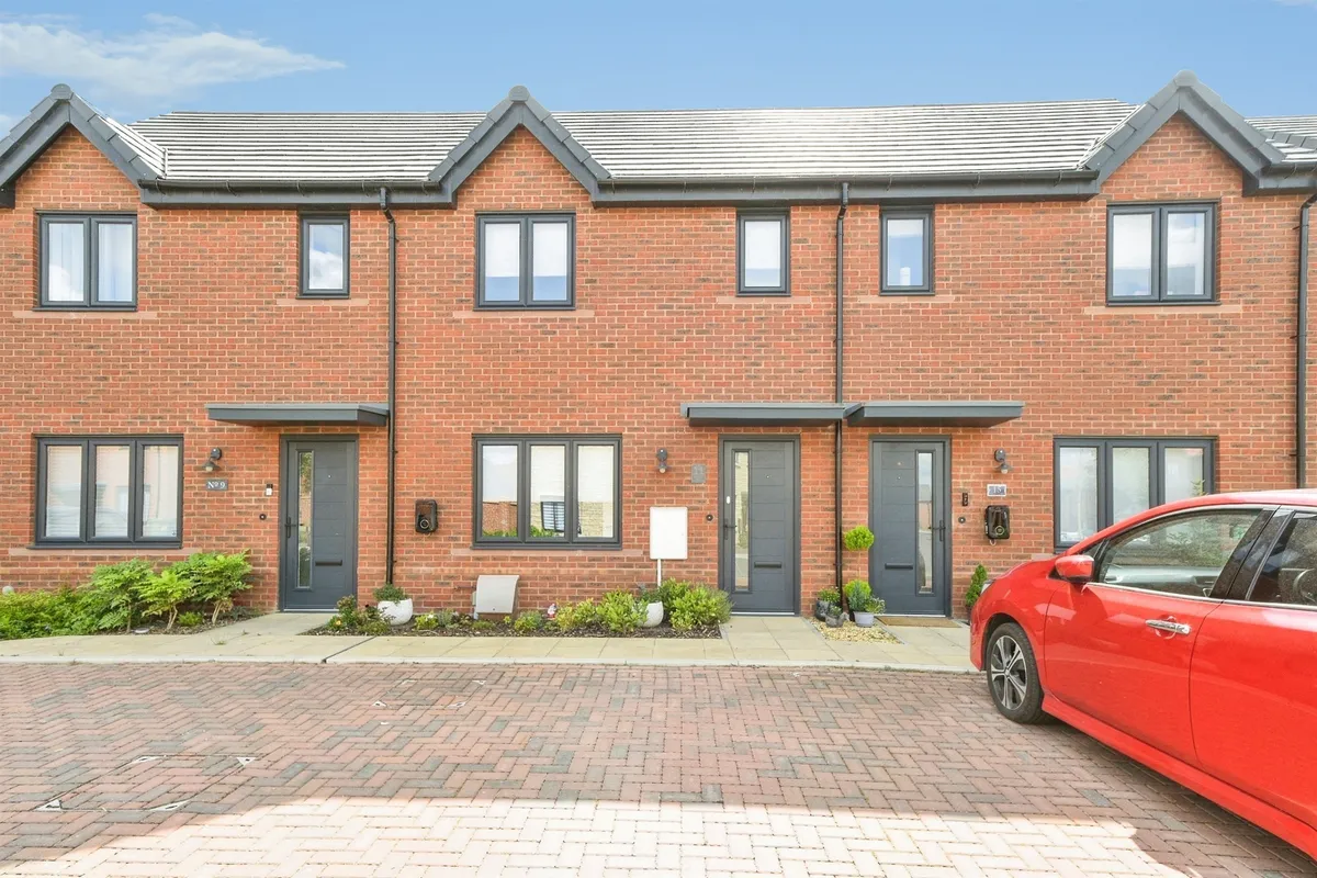Clements Way, Shrivenham, Swindon