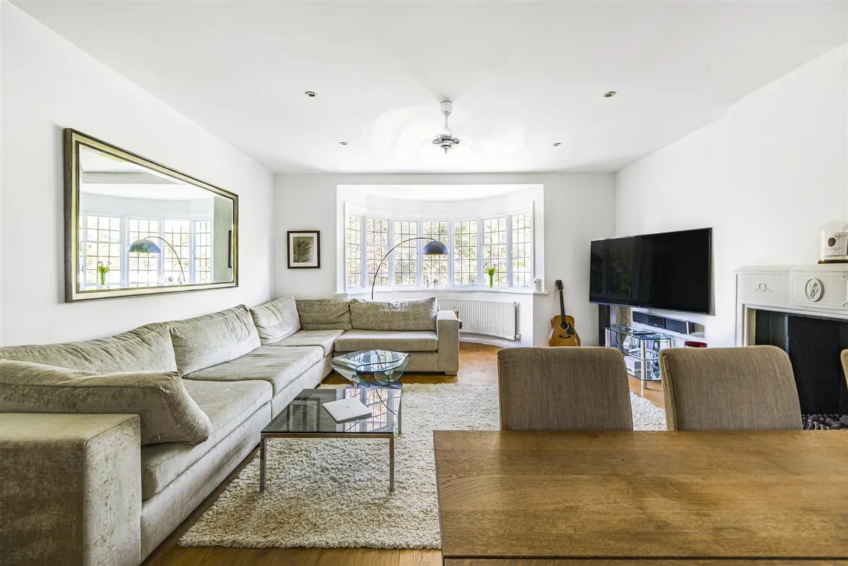Aylestone Avenue, London, NW6