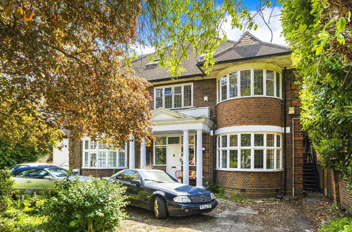 Aylestone Avenue, London, NW6