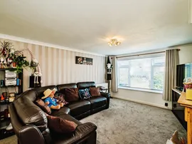 Windrush Close, Worthing thumb 2