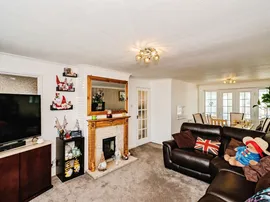 Windrush Close, Worthing thumb 3