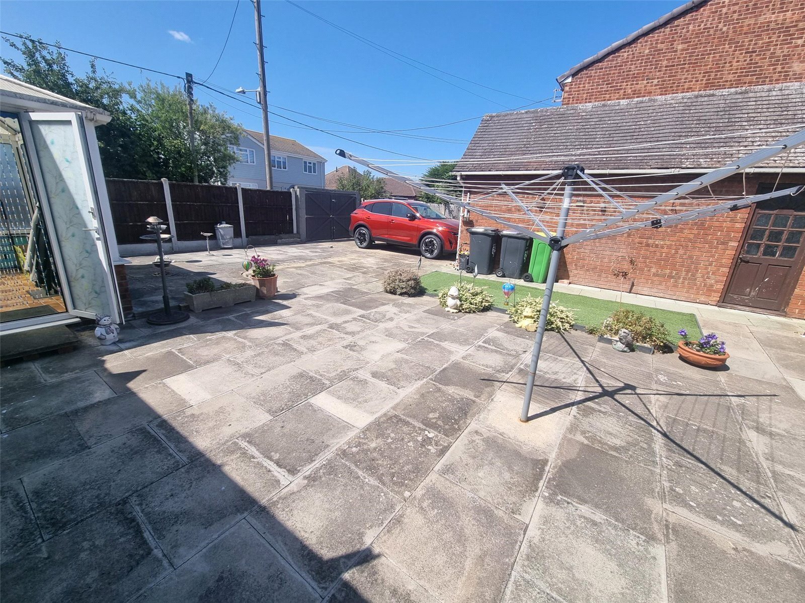 Sutton Court Drive, Rochford, Essex, SS4 Image 13