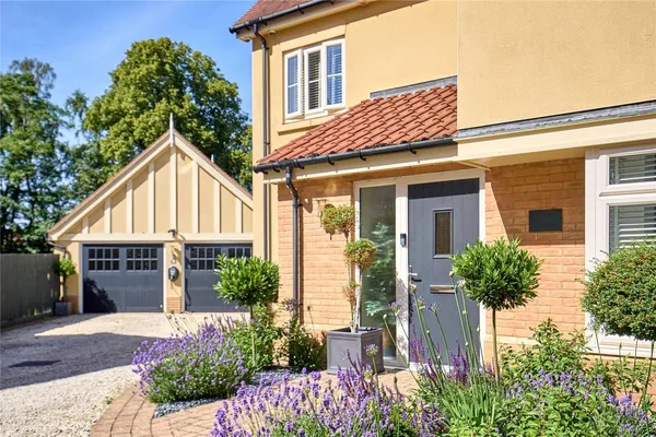 Beechwood Drive, Ipswich, IP3 photo 2