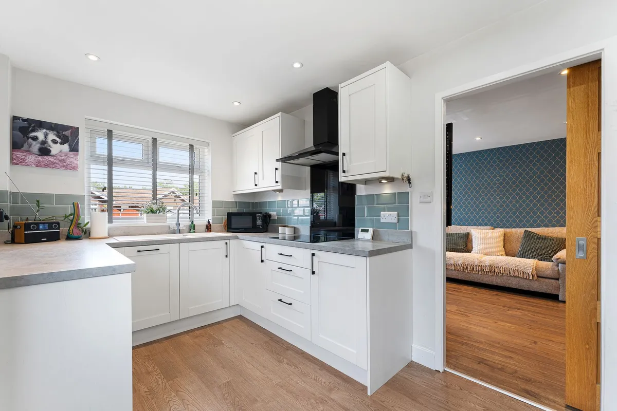 Wren Close, Palacefields, WA7