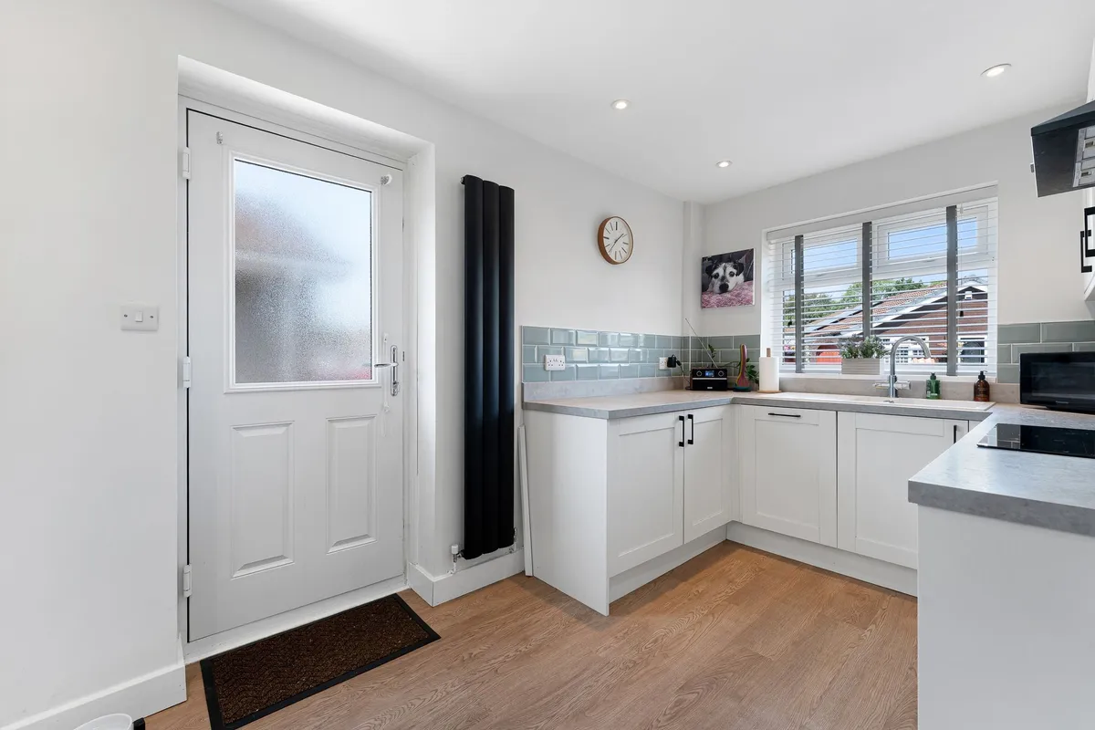 Wren Close, Palacefields, WA7