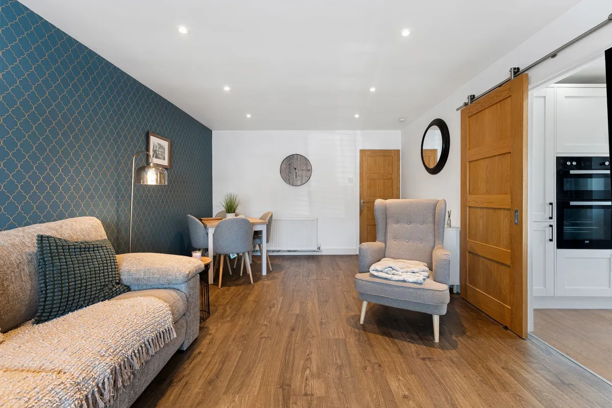 Wren Close, Palacefields, WA7