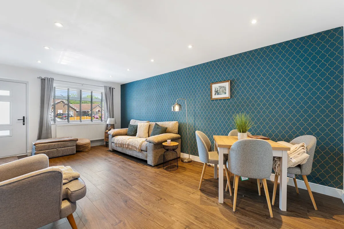 Wren Close, Palacefields, WA7