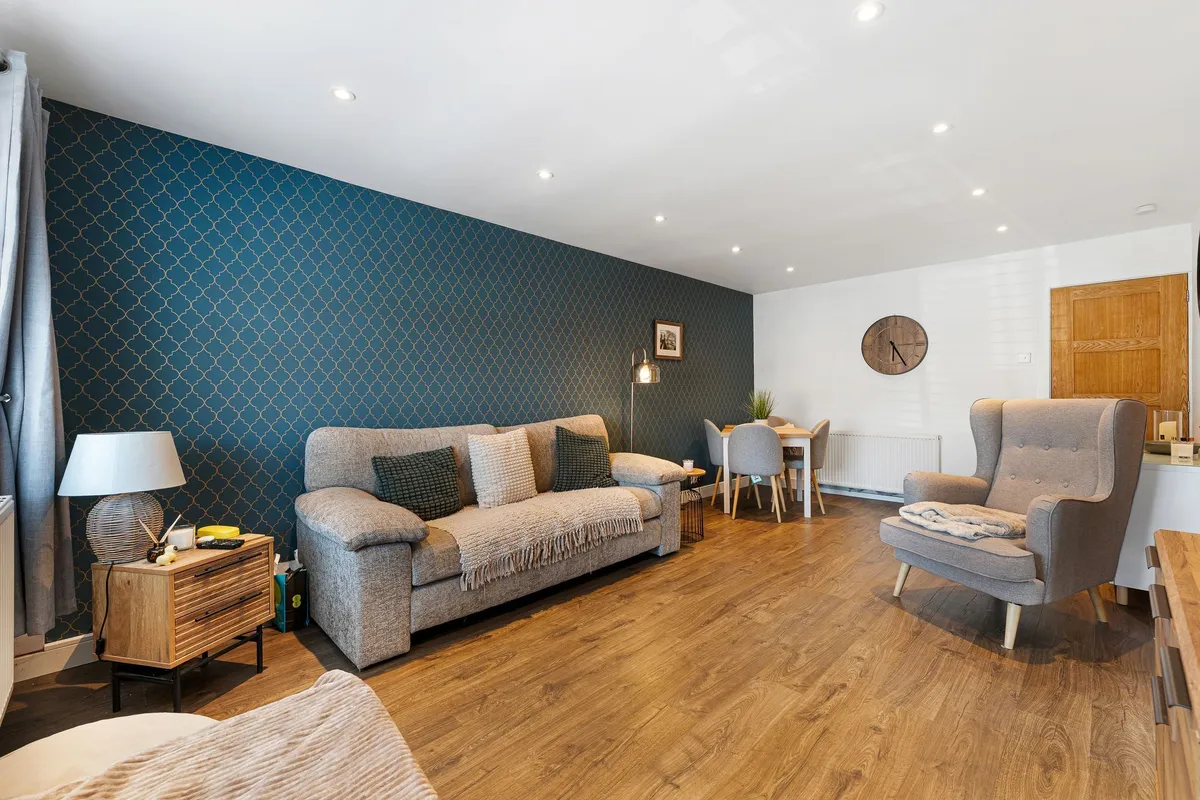 Wren Close, Palacefields, WA7