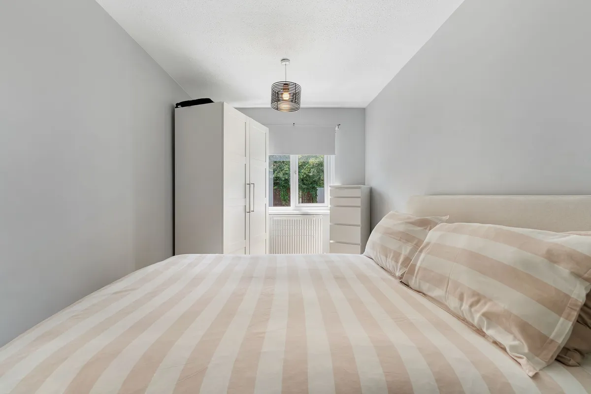 Wren Close, Palacefields, WA7