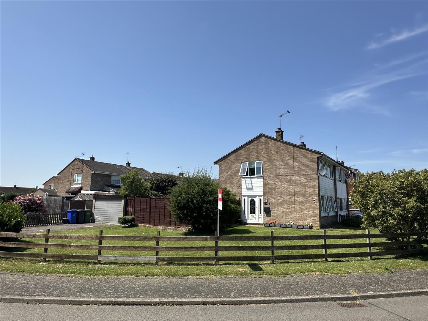 High View, Deanshanger, Milton Keynes Image 14