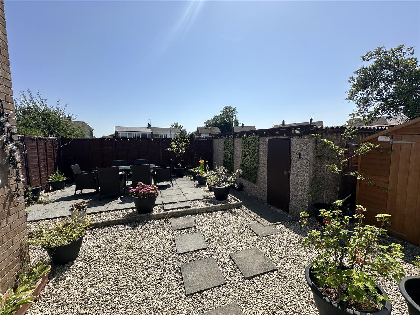 High View, Deanshanger, Milton Keynes Image 17