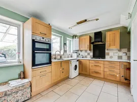 Thornbridge Avenue, Swindon thumb 3