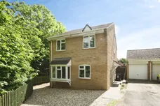 Derwent Grove, Taunton