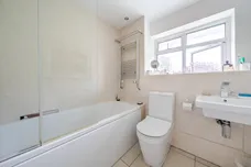 Crecy Gardens, Redbourn, AL3 photo 8