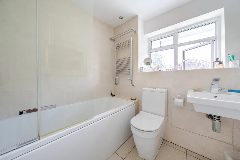 Crecy Gardens, Redbourn, AL3 photo 8