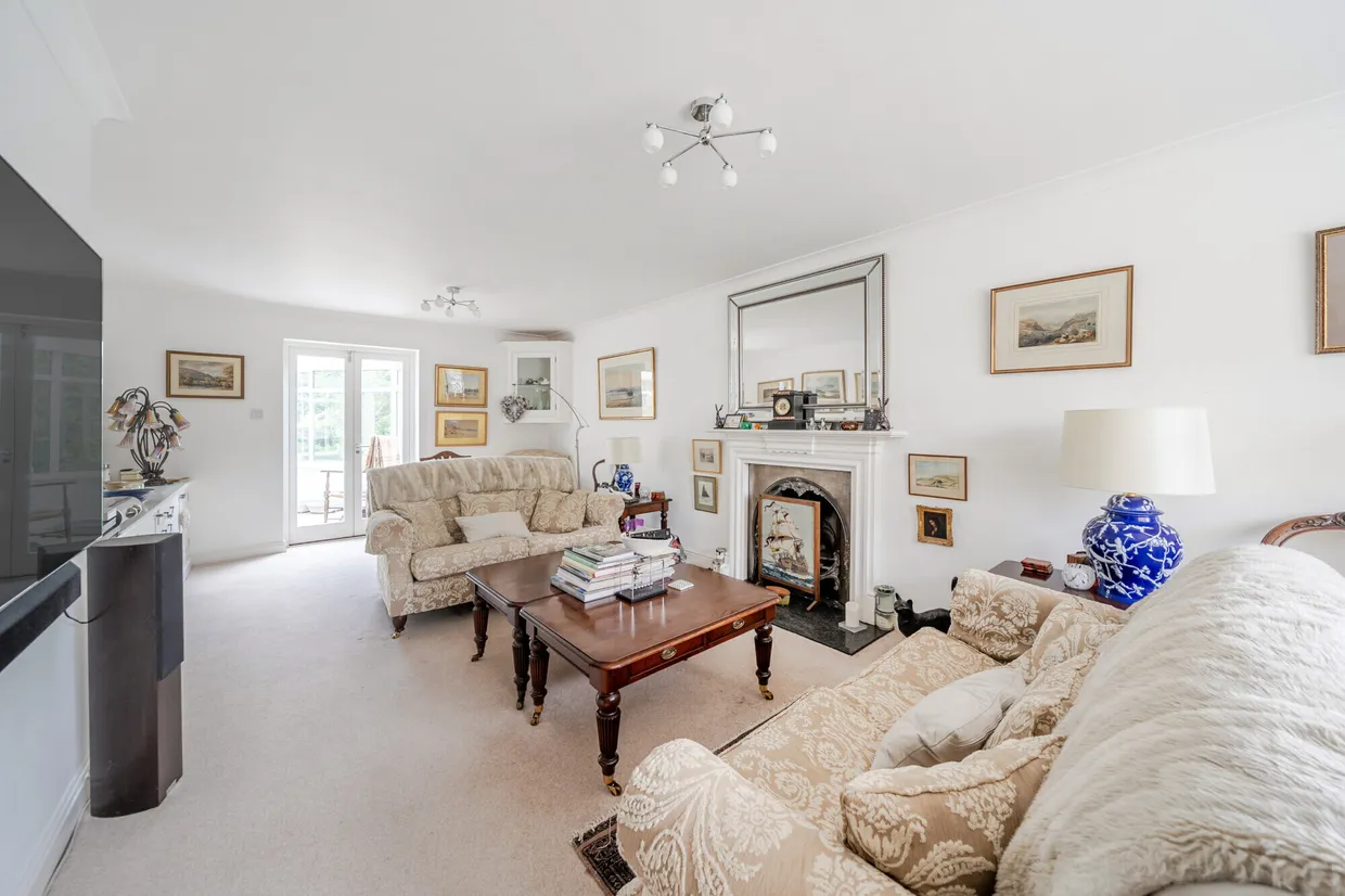 Crecy Gardens, Redbourn, AL3 photo 9